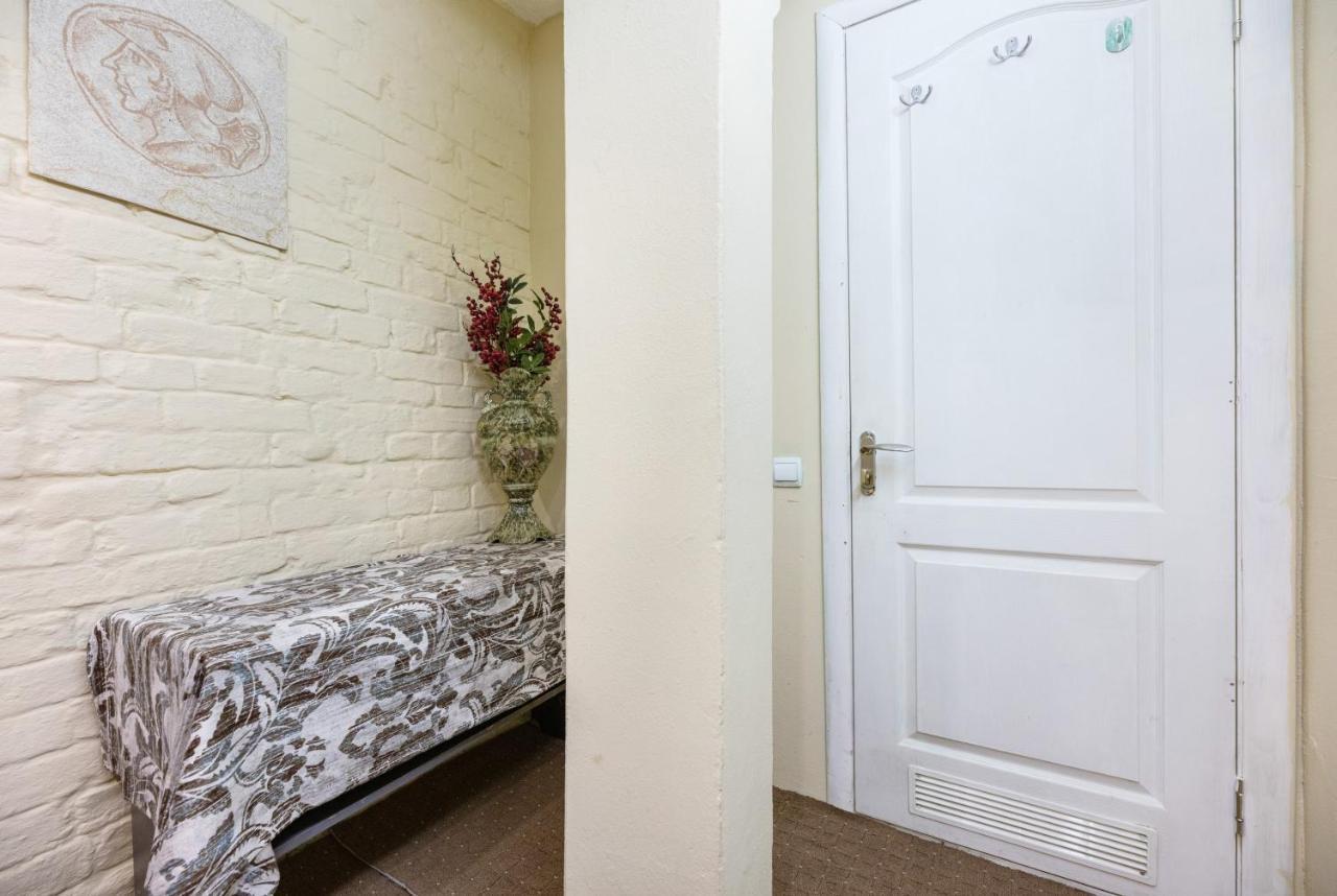 Guest House On Saksahanskoho Street Киев Экстерьер фото